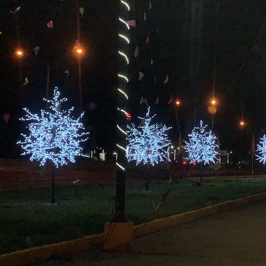 árbol de luces LED